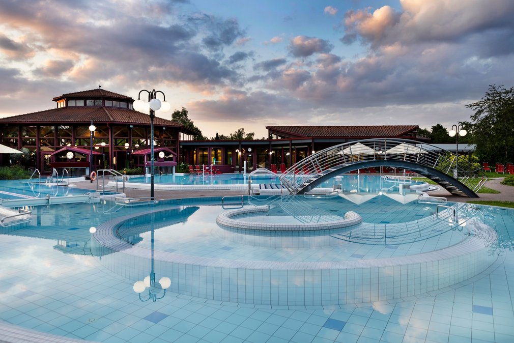 Außenanlage in der Sonnenhof Therme